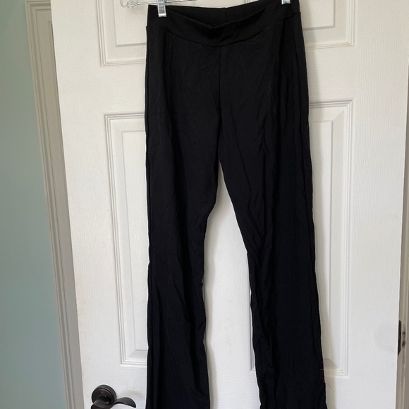 Capezio Black Flare Jazz Pants - Size M - Picture 1 of 2